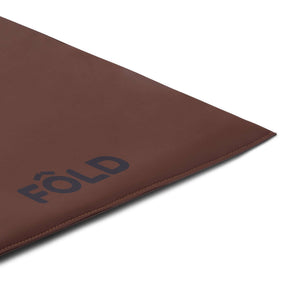 FÔLD Reformer Pregnancy Wedge in Chocolate, detail view