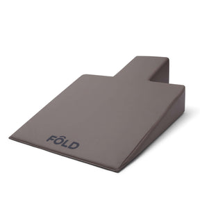 FÔLD Reformer Pregnancy Wedge in Mocha, alternate view
