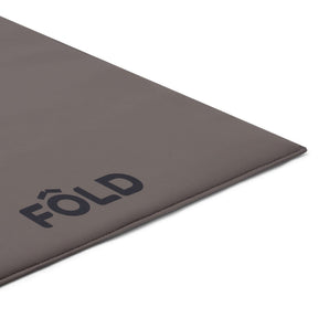 FÔLD Reformer Pregnancy Wedge in Mocha, detail view