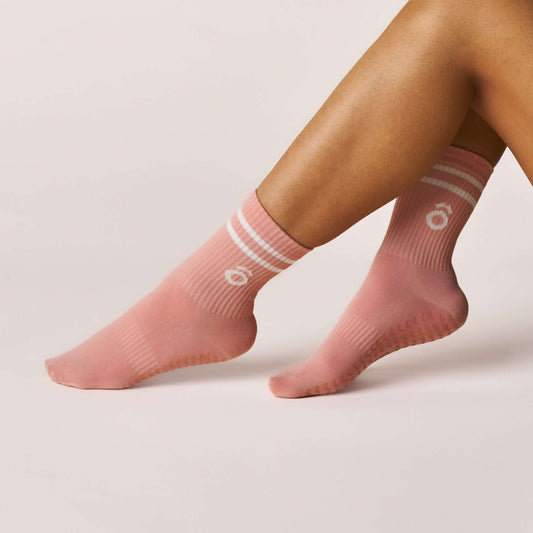 ÔWEAR Crew Sporty Stripes Pilates Grip Socks in Rose