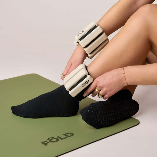 ÔWEAR Low Rise Pilates Grip Socks in Black, view 2